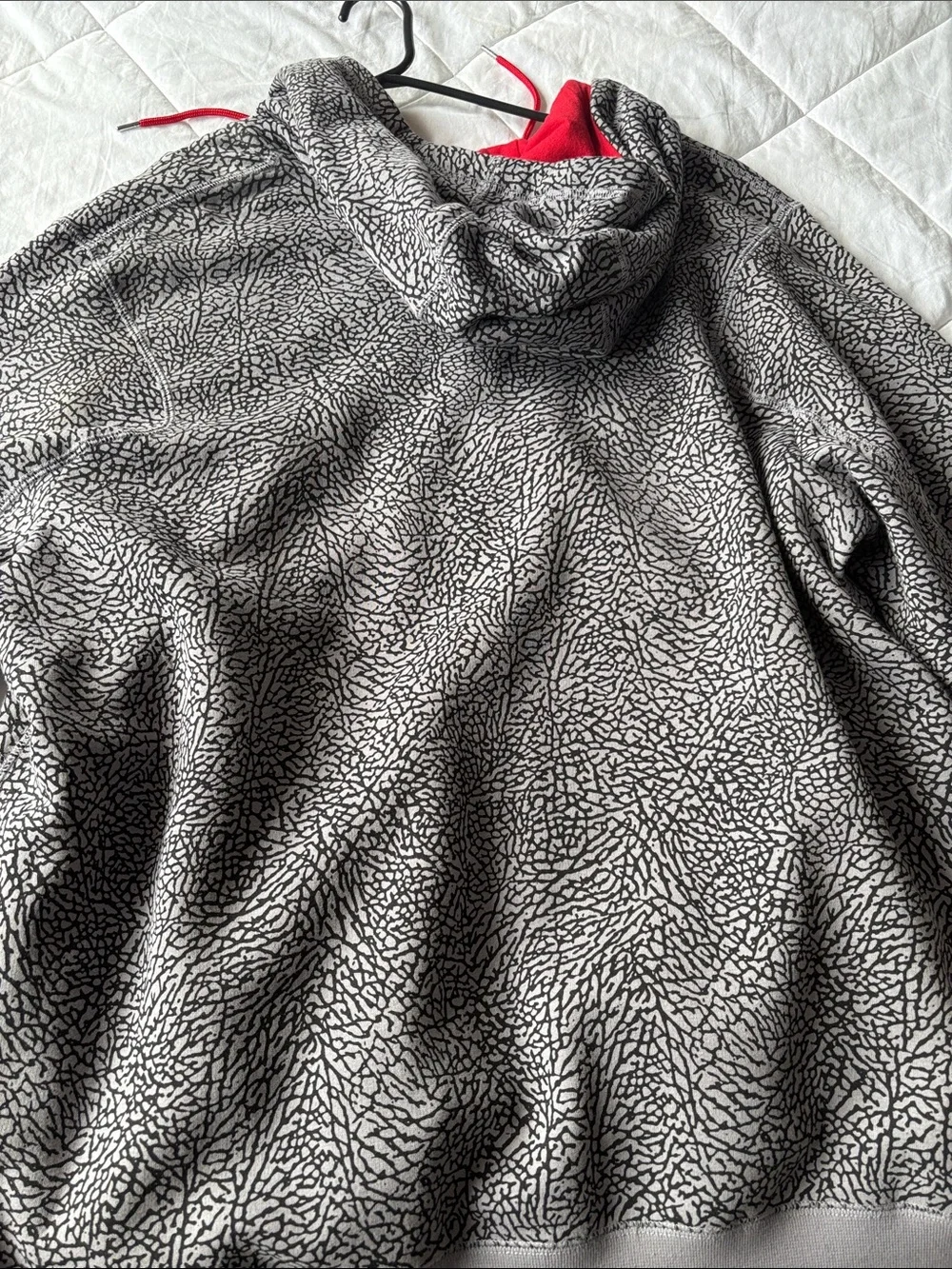 Jordan Grey Elephant Print Full-Zip Hoodie with Red Accents size xxl